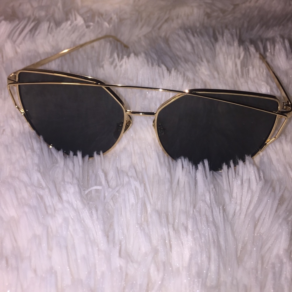 Gold Frame Sunglasses